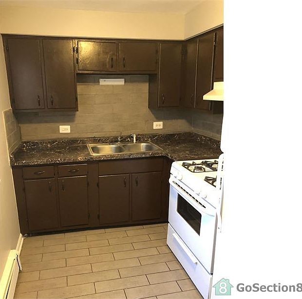 1st image of 7912 S Ellis Ave #1B