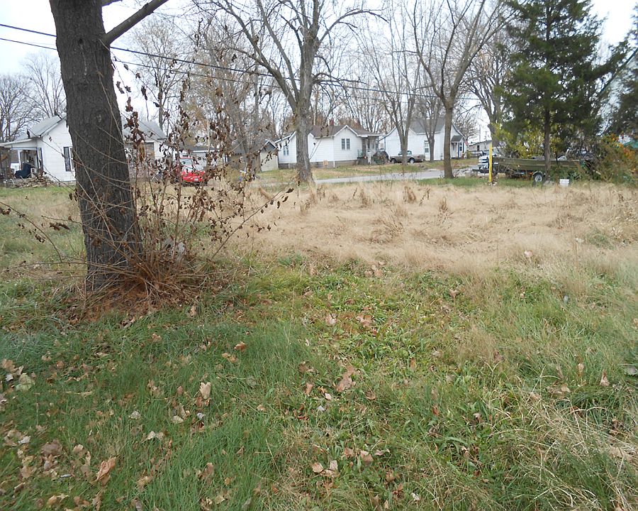 1st image of 300 S Heard Ave