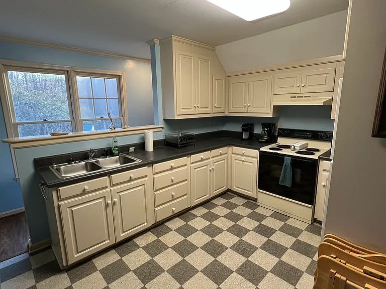 232 Guthrie Rd #1 — Photo 8