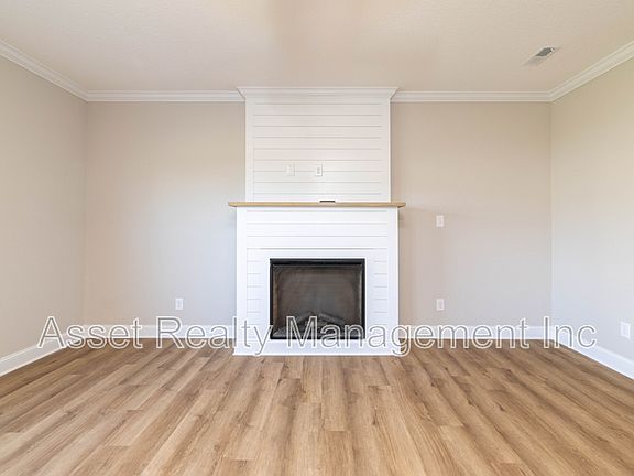 5th image of 7822 Tree Line Ln