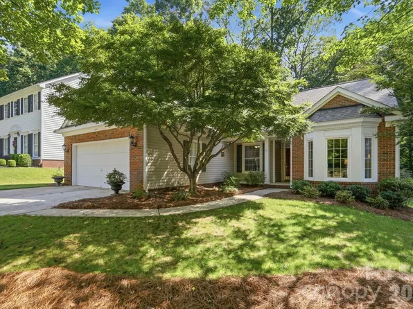 1636 Heather Glen Rd, Kannapolis, NC 28081