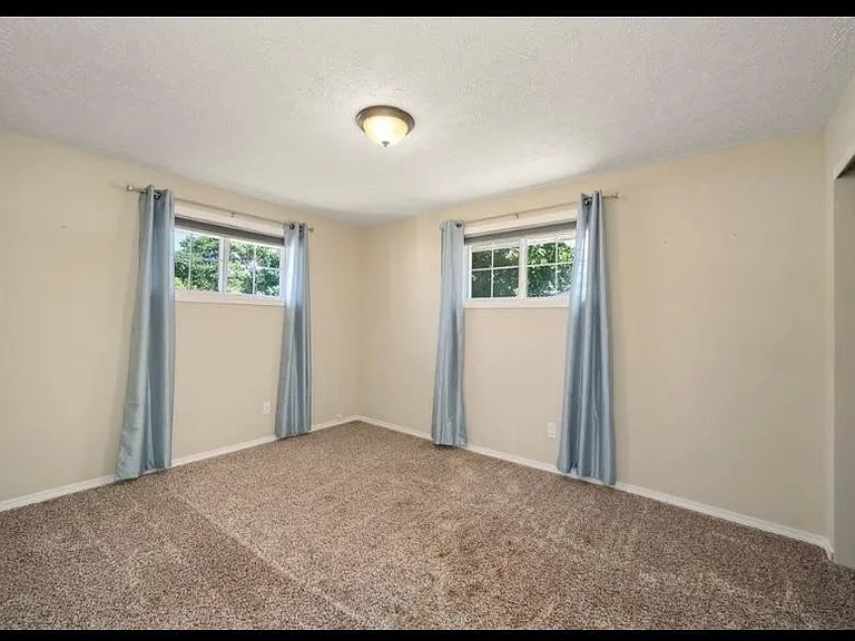 5820 N Moore St — Photo 18