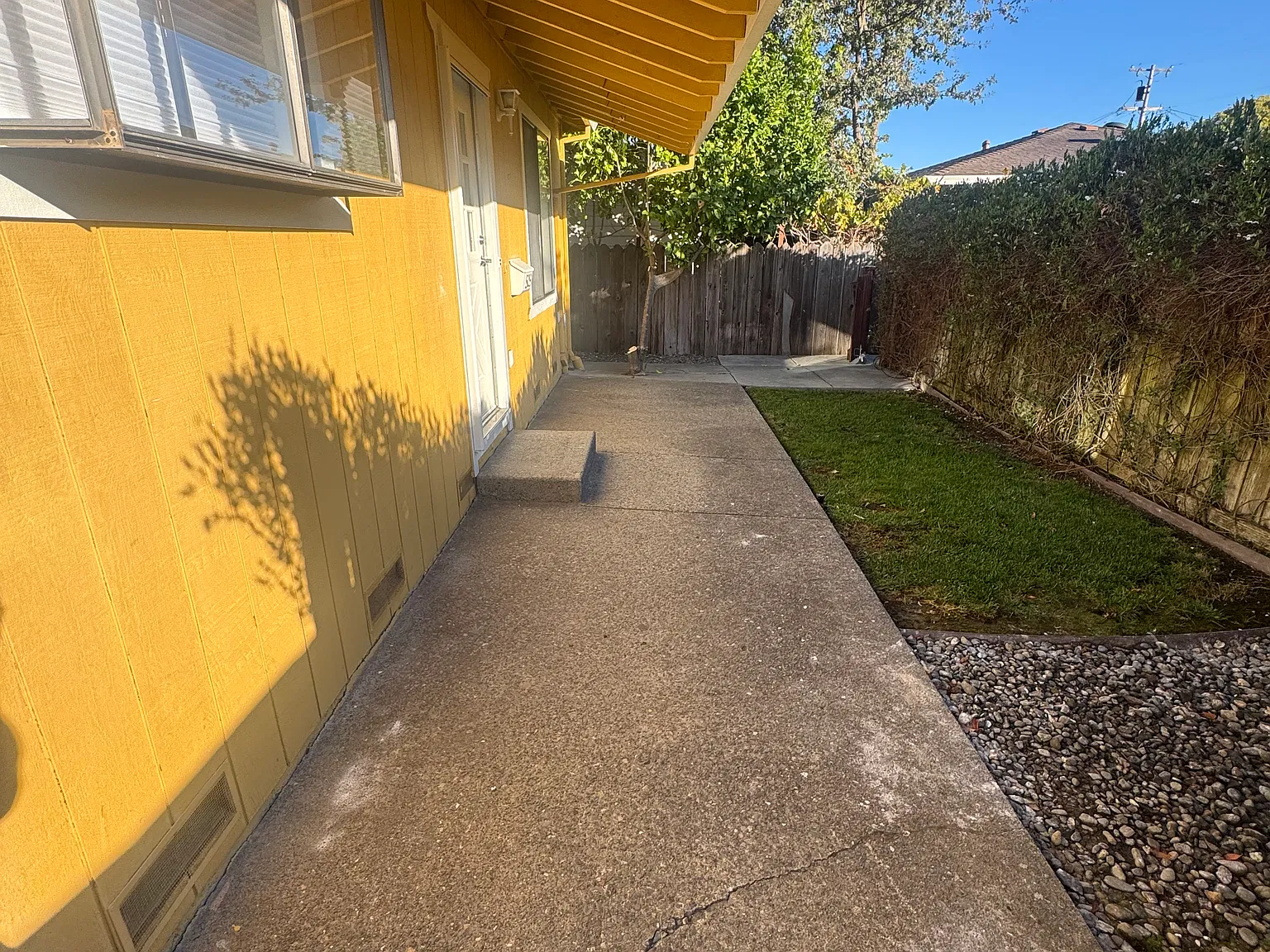 2 bed, 880 sqft, $2,700 — Photo 4