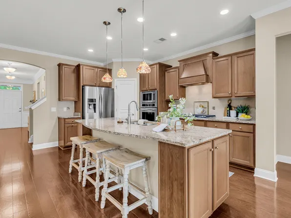 400 Eastern Isle Ave, Summerville, SC 29486