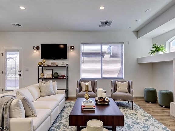 3rd image of 685 Taliput Palm Pl