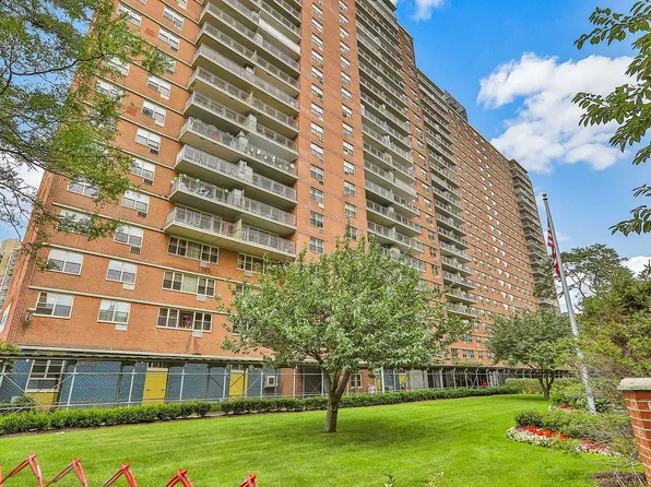 2940 W 5th St APT 22G, Brooklyn, NY 11224