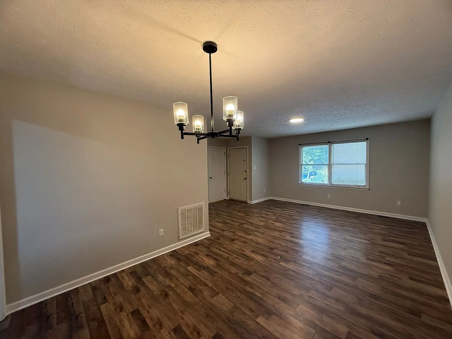 135-137 Cooper Street — Photo 3