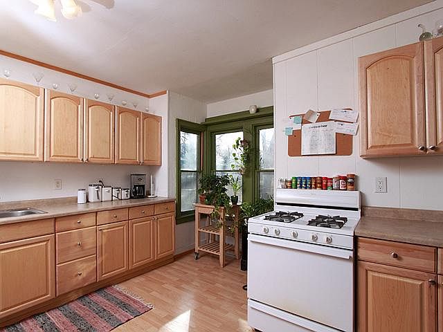 1st image of 424 N 2nd St #1