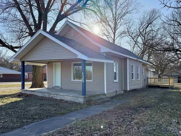 125 S Neosho St, Council Grove, KS 66846