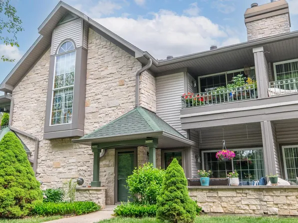 9258 W Kelly PLACE, Hales Corners, WI 53130
