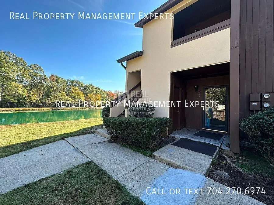 **Move-In Special!! Beautiful 2br/2ba Condo In Brandywine Community! — Photo 1