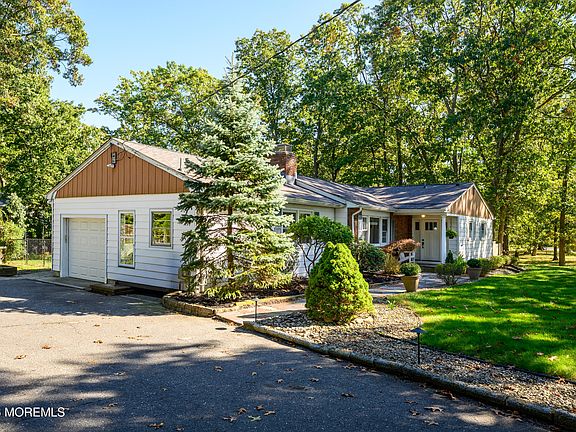 3rd image of 732 Bowne Road