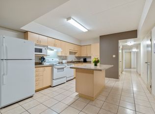 West Village Suites, Hamilton, ON L8S 0A2