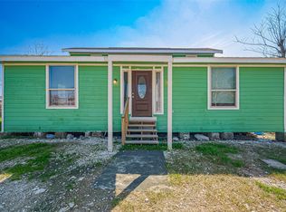 710 E Sycamore St, Fresno, TX 77545