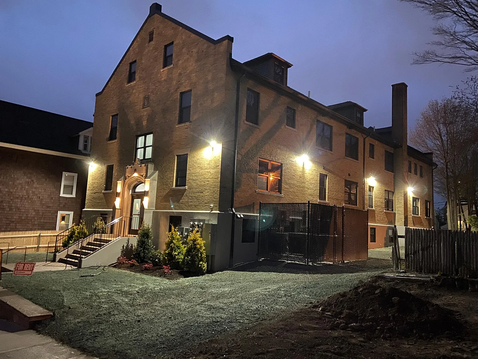 1 bed, 630 sqft, $1,700 — Photo 2