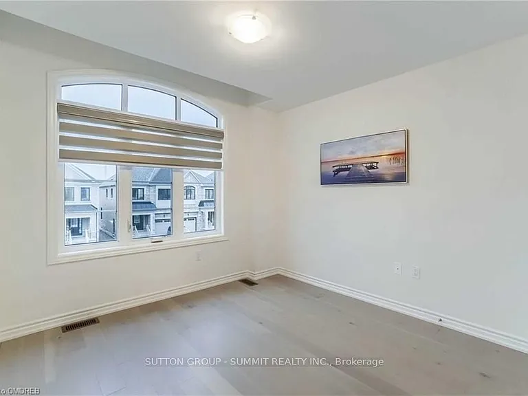 492 Bergamot Ave — Photo 20