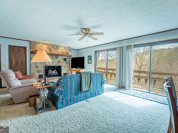 2nd image of 375 Western Way