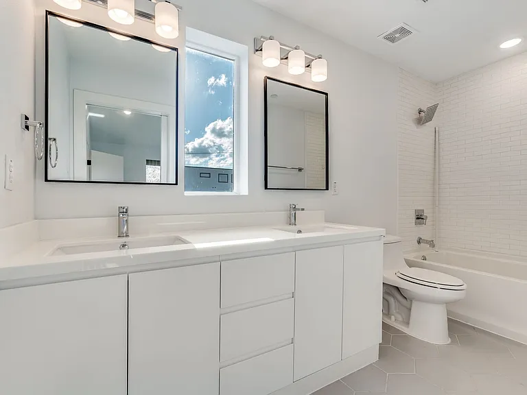 1505 N Garrett Ave #105 — Photo 8
