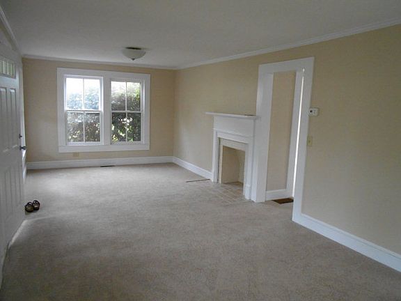 3rd image of 101 South St