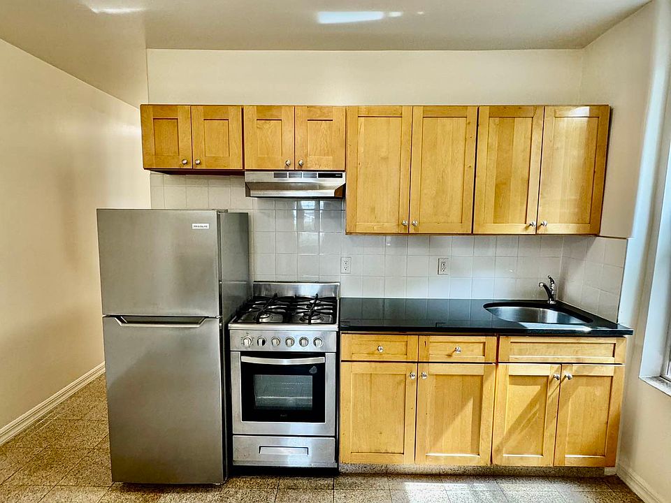 1st image of 4712 4th Ave APT 3