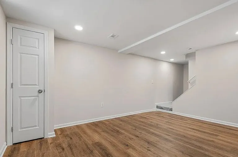 820 Templecliff Rd — Photo 26