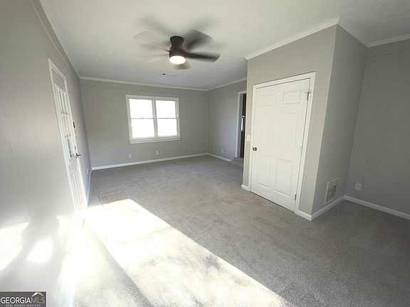 2nd image of 2462 Sharpsburg McCullum Rd