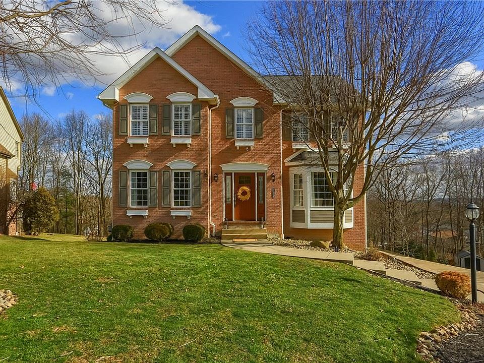 1st image of 180 Hampshire Dr