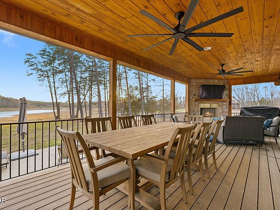 12th image of this home