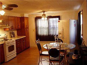 3rd image of 35 Fontaine Dr