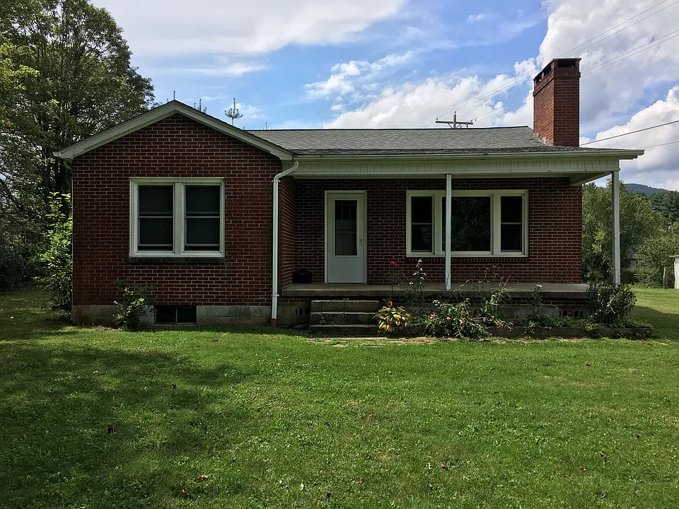 654 New River Hls