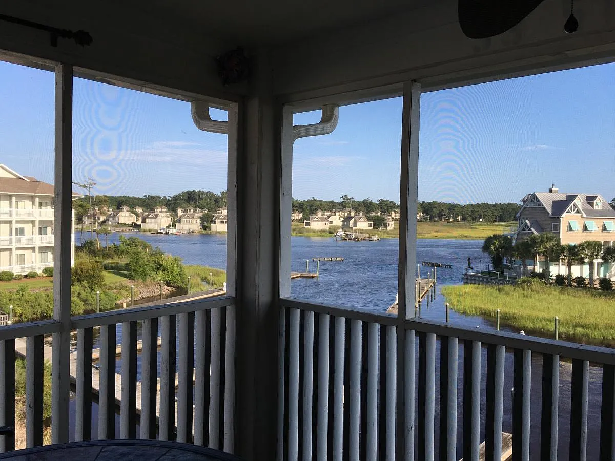 4413 Eastport Boulevard — Photo 4