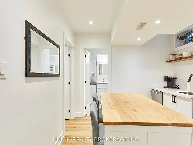 192 Audrey Ave #LOWER — Photo 12