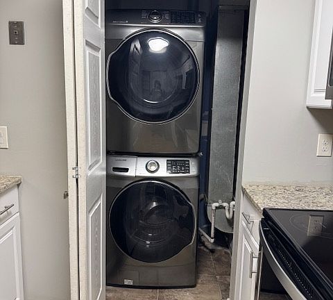5th image of 7596 Lakeside Village Dr Unit H