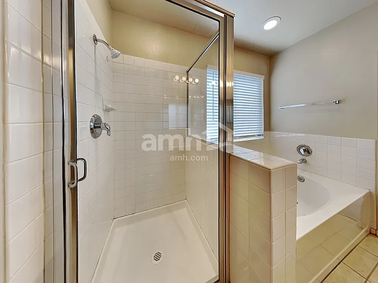 909 Ortega Hill Ln — Photo 12