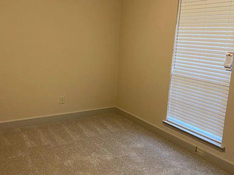 7580 Kings Ridge Rd — Photo 10