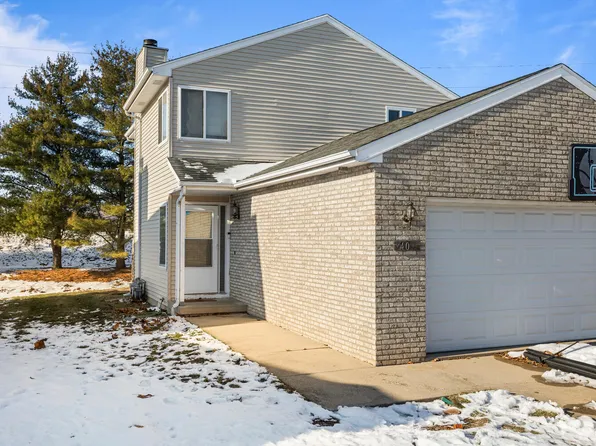 409 Irvine Rd #409, Champaign, IL 61822