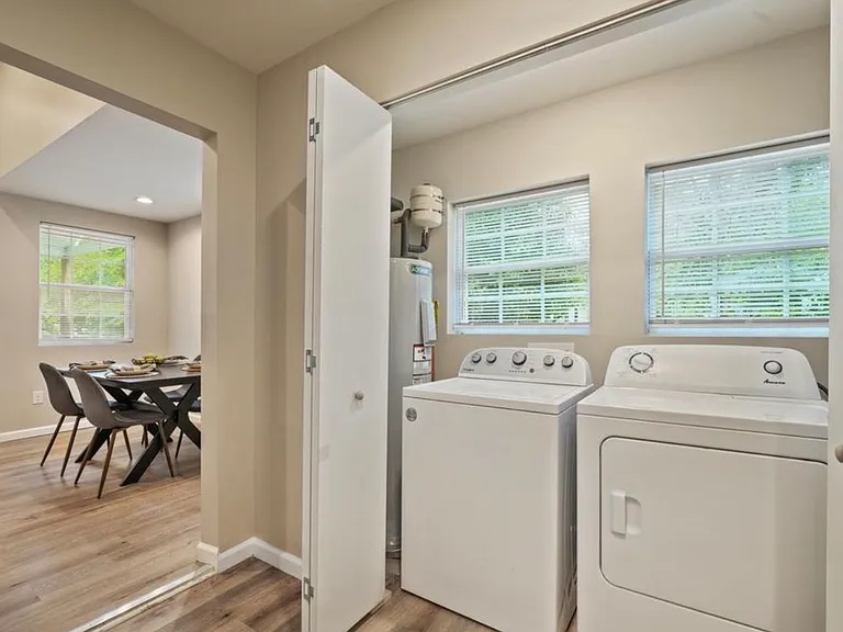 204 N Bellemeade Ave — Photo 2
