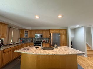 54 Bumble Bee Cir, Shrewsbury, MA 01545