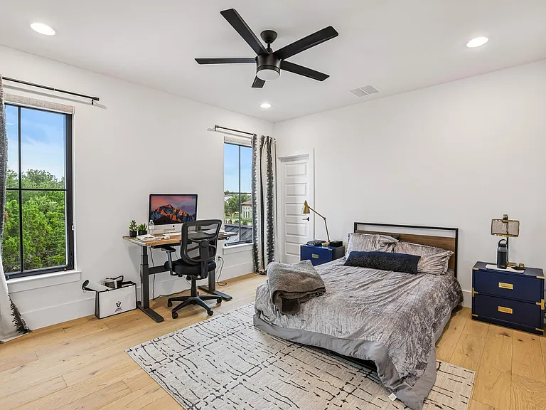 7021 Cielo Azul Pass — Photo 20