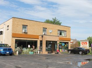 715 E State St #2, Geneva, IL 60134