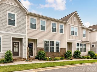 546 Amalfi Dr, Davidson, NC 28036