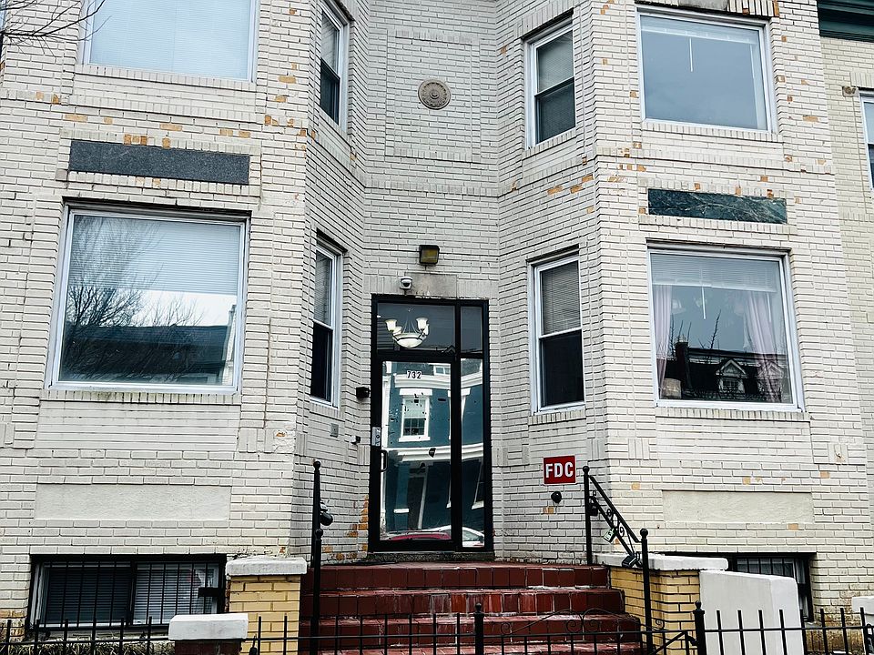 1st image of 732 Park Rd NW APT B-4