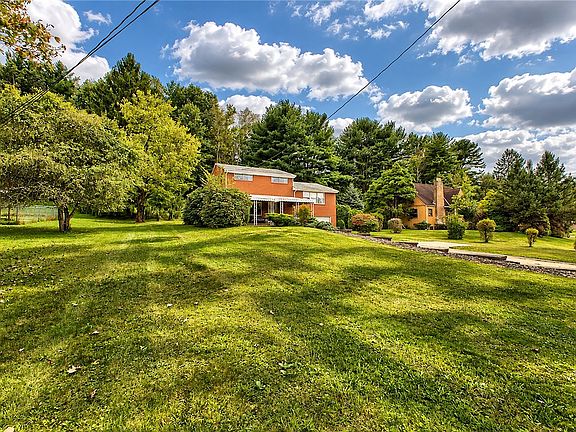 3rd image of 113 Slate Run Rd