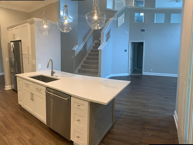 3517 Bay Island Cir — Photo 13