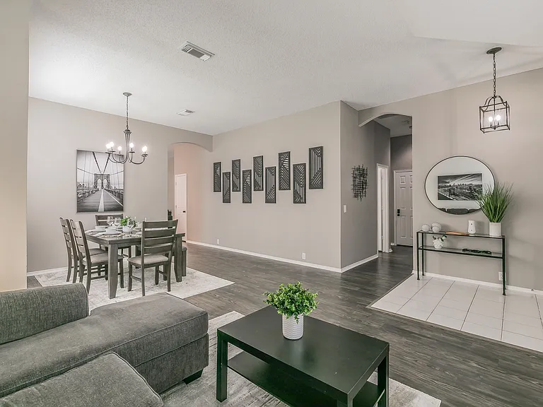 7017 Chateau Dr — Photo 40