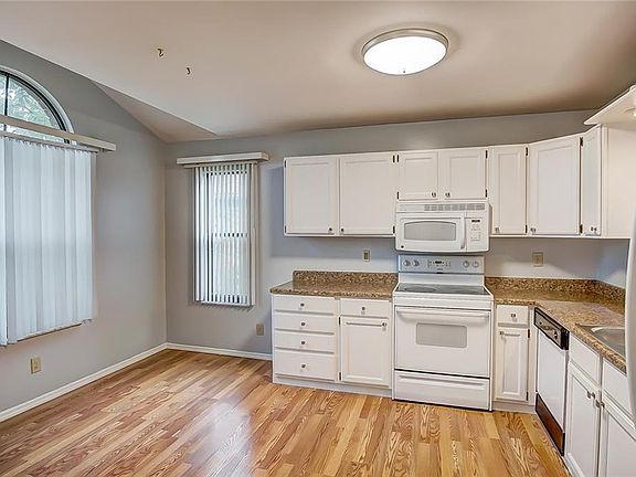 4th image of 6417 Prairie Creek Ct