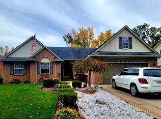 22621 Oak View Dr, Taylor, MI 48180