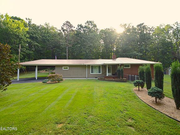 5th image of 8200 Lakeland Dr