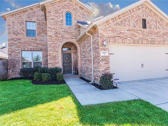 2nd image of 417 Foxcraft Dr
