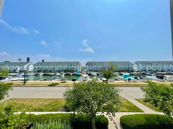 359 California Ave, Lorain, OH 44052